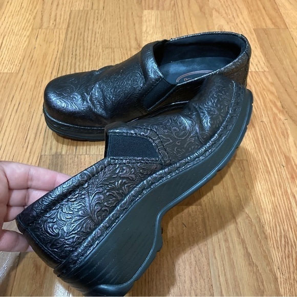 KLOGS FOOTWEAR Naples collection Clogs. Great for workers on their feet a lot 7 - Picture 6 of 14